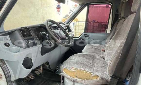 Comprar Usado Ford Explorer Sport Trac Branco Carro em Luanda em Luanda Province Comprar Usado Ford Explorer Sport Trac Branco Carro em Luanda em Luanda Province