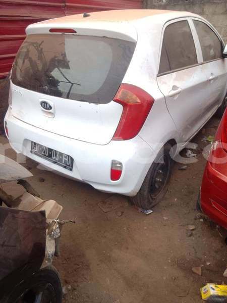 Big with watermark kia picanto luanda province luanda 40030