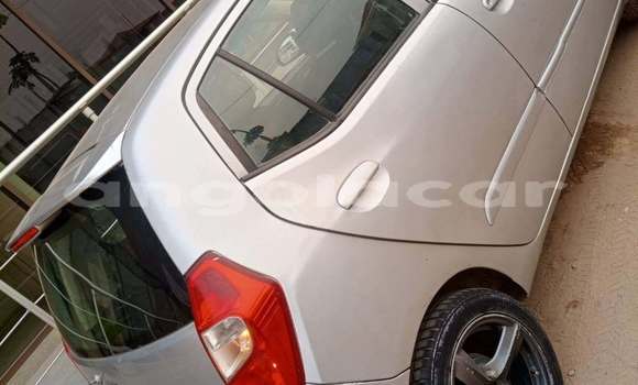 Comprar Usado Hyundai i10 Branco Carro em Luanda em Luanda Province