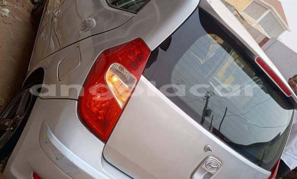 Comprar Usado Hyundai i10 Branco Carro em Luanda em Luanda Province Comprar Usado Hyundai i10 Branco Carro em Luanda em Luanda Province