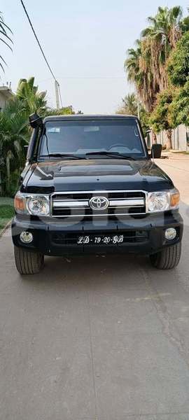 Big with watermark toyota land cruiser luanda province luanda 40032