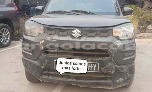 Comprar Usado Suzuki Splash Outro Carro em Luanda em Luanda Province