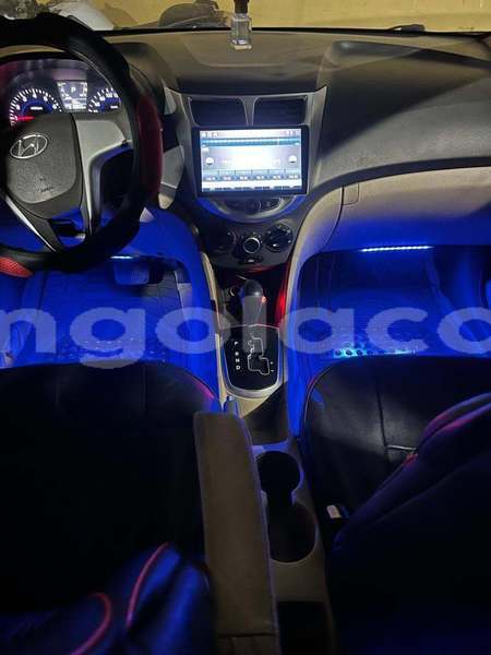 Big with watermark hyundai accent luanda province luanda 40036