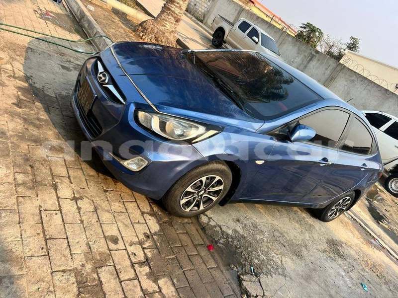 Big with watermark hyundai accent luanda province luanda 40036