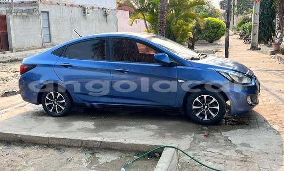Comprar Usado Hyundai Accent Azul Carro em Luanda em Luanda Province Comprar Usado Hyundai Accent Azul Carro em Luanda em Luanda Province