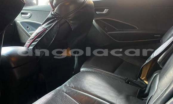 Comprar Usado Hyundai Santa Fe Vermelho Carro em Luanda em Luanda Province Comprar Usado Hyundai Santa Fe Vermelho Carro em Luanda em Luanda Province