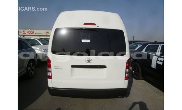 Comprar Importar Toyota Hiace Branco Carro em Import - Dubai em Bengo Province Comprar Importar Toyota Hiace Branco Carro em Import - Dubai em Bengo Province