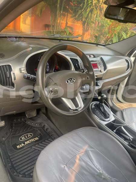 Big with watermark kia sportage luanda province luanda 40041