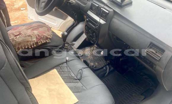 Comprar Usado Chevrolet Niva Branco Carro em Luanda em Luanda Province Comprar Usado Chevrolet Niva Branco Carro em Luanda em Luanda Province