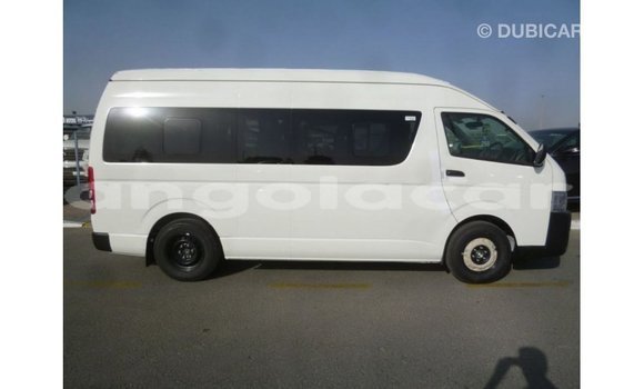 Comprar Importar Toyota Hiace Branco Carro em Import - Dubai em Bengo Province Comprar Importar Toyota Hiace Branco Carro em Import - Dubai em Bengo Province