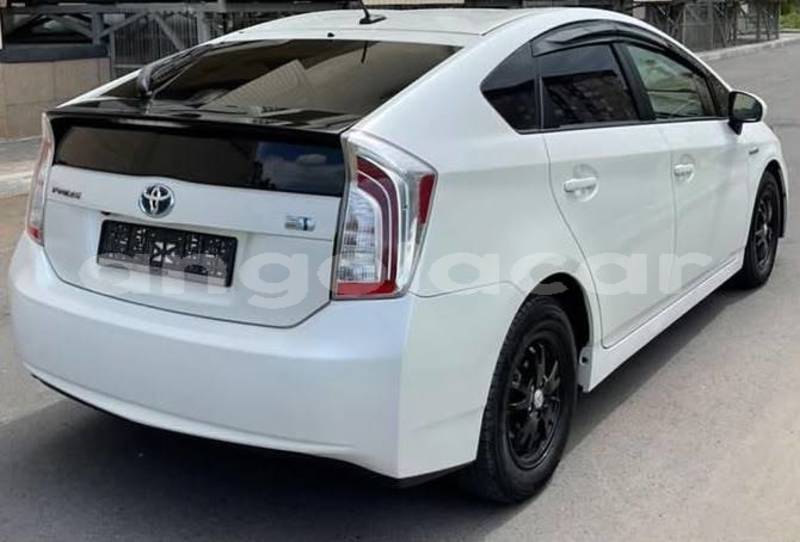 Big with watermark toyota prius luanda province luanda 40047