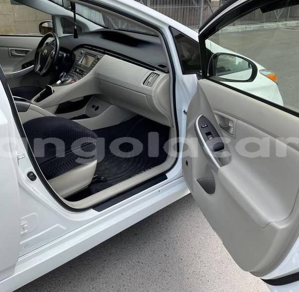 Big with watermark toyota prius luanda province luanda 40047