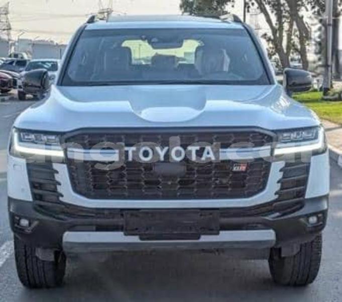 Big with watermark toyota land cruiser luanda province luanda 40049