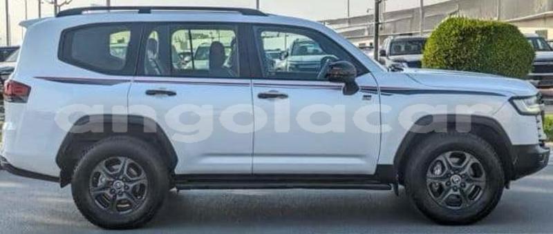 Big with watermark toyota land cruiser luanda province luanda 40049