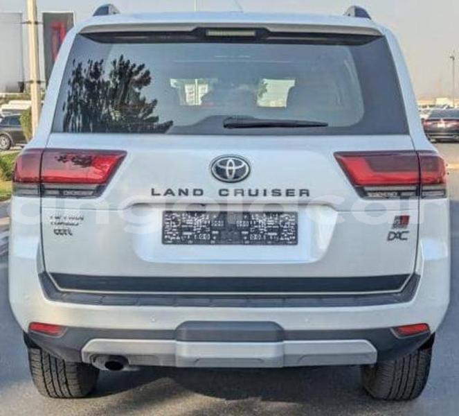 Big with watermark toyota land cruiser luanda province luanda 40049