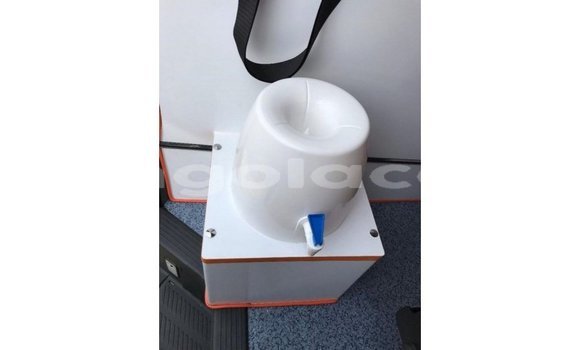 Acheter Import Voiture Toyota Hiace Blanc à Import - Dubai, Province de Bengo Acheter Import Voiture Toyota Hiace Blanc à Import - Dubai, Province de Bengo