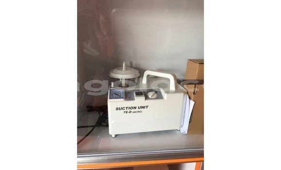 Acheter Import Voiture Toyota Hiace Blanc à Import - Dubai, Province de Bengo Acheter Import Voiture Toyota Hiace Blanc à Import - Dubai, Province de Bengo