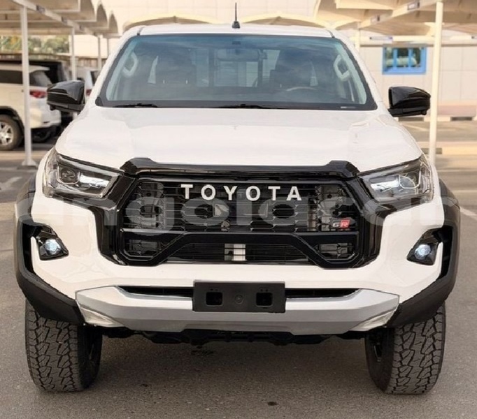 Big with watermark toyota hilux luanda province luanda 40093