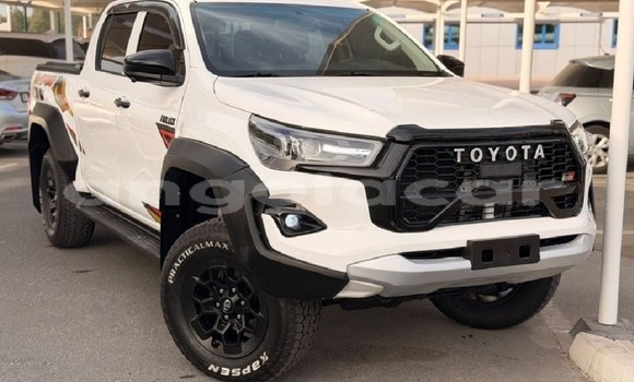 Comprar Usado Toyota Hilux Branco Carro em Luanda em Luanda Province Comprar Usado Toyota Hilux Branco Carro em Luanda em Luanda Province