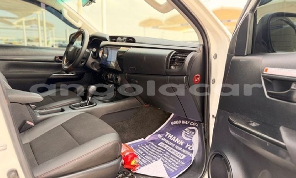 Comprar Usado Toyota Hilux Branco Carro em Luanda em Luanda Province Comprar Usado Toyota Hilux Branco Carro em Luanda em Luanda Province