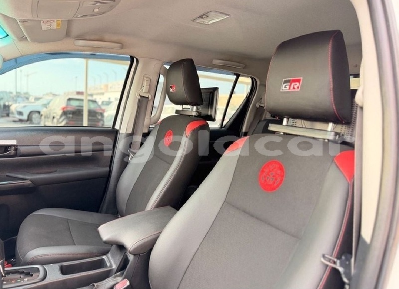 Big with watermark toyota hilux luanda province luanda 40093