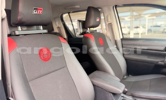 Comprar Usado Toyota Hilux Branco Carro em Luanda em Luanda Province Comprar Usado Toyota Hilux Branco Carro em Luanda em Luanda Province