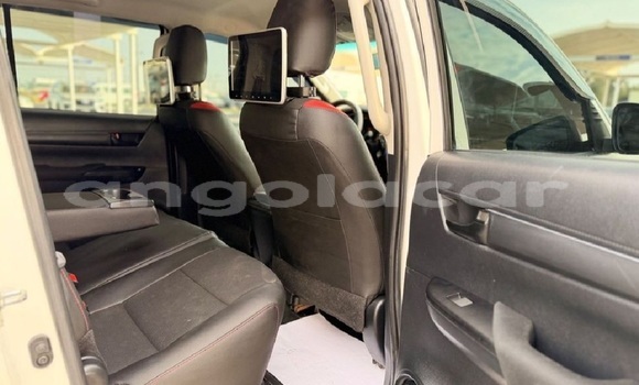 Comprar Usado Toyota Hilux Branco Carro em Luanda em Luanda Province Comprar Usado Toyota Hilux Branco Carro em Luanda em Luanda Province