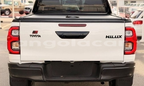 Comprar Usado Toyota Hilux Branco Carro em Luanda em Luanda Province Comprar Usado Toyota Hilux Branco Carro em Luanda em Luanda Province