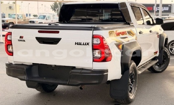 Comprar Usado Toyota Hilux Branco Carro em Luanda em Luanda Province Comprar Usado Toyota Hilux Branco Carro em Luanda em Luanda Province