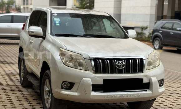 Comprar Usado Toyota Prado Branco Carro em Luanda em Luanda Province