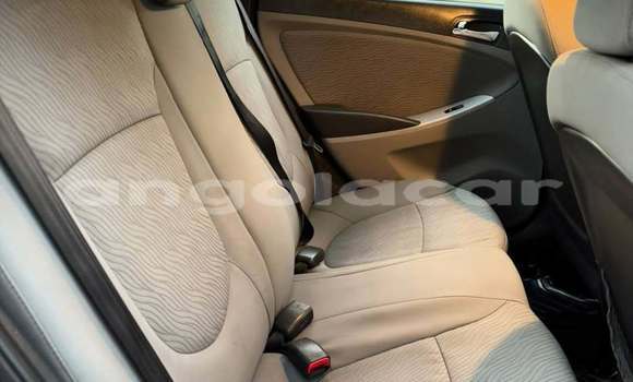 Comprar Usado Hyundai Accent Preto Carro em Luanda em Luanda Province Comprar Usado Hyundai Accent Preto Carro em Luanda em Luanda Province