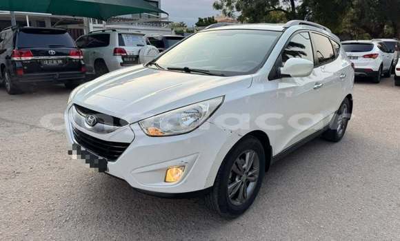 Comprar Usado Hyundai ix35 Branco Carro em Luanda em Luanda Province