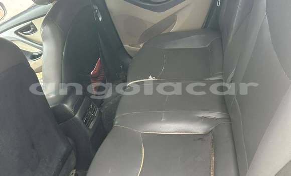 Comprar Usado Hyundai Elantra Outro Carro em Luanda em Luanda Province
