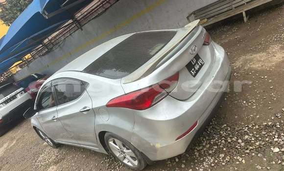 Comprar Usado Hyundai Elantra Outro Carro em Luanda em Luanda Province Comprar Usado Hyundai Elantra Outro Carro em Luanda em Luanda Province