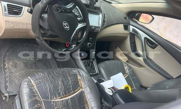 Comprar Usado Hyundai Elantra Outro Carro em Luanda em Luanda Province Comprar Usado Hyundai Elantra Outro Carro em Luanda em Luanda Province