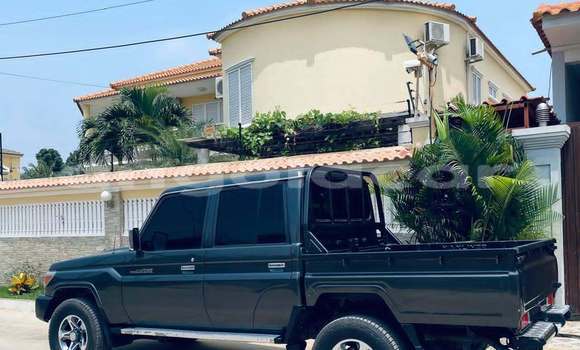 Comprar Usado Toyota Land Cruiser Prado Preto Carro em Luanda em Luanda Province Comprar Usado Toyota Land Cruiser Prado Preto Carro em Luanda em Luanda Province