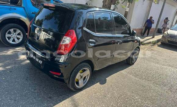 Comprar Usado Hyundai i10 Preto Carro em Luanda em Luanda Province Comprar Usado Hyundai i10 Preto Carro em Luanda em Luanda Province