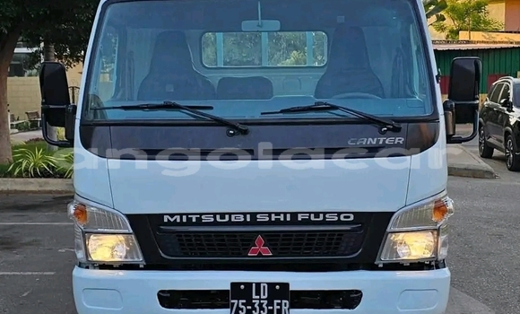 Comprar Usado Toyota Coaster Branco Carro em Luanda em Luanda Province