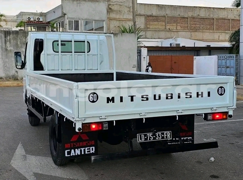 Big with watermark toyota coaster luanda province luanda 40113