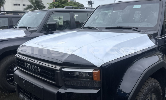 Comprar Usado Toyota Land Cruiser Prado Preto Carro em Luanda em Luanda Province