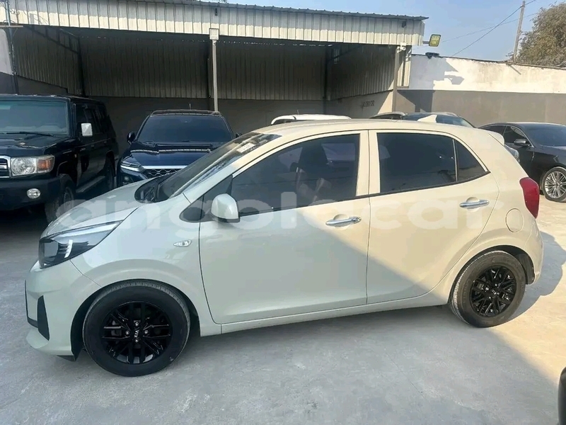 Big with watermark kia morning luanda province luanda 40119