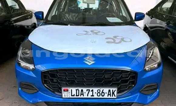 Comprar Usado Suzuki Swift Azul Carro em Luanda em Luanda Province
