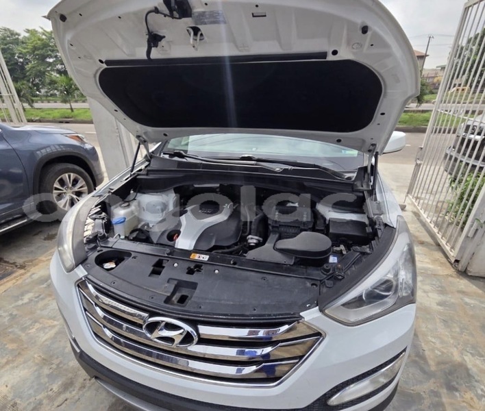 Big with watermark hyundai santa fe luanda province luanda 40126