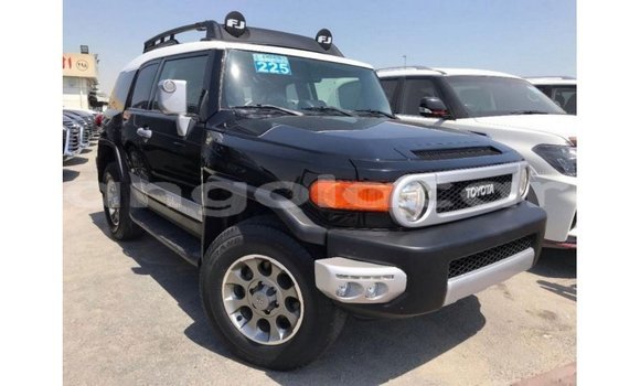 Comprar Importar Toyota FJ Cruiser Preto Carro em Import - Dubai em Bengo Province Comprar Importar Toyota FJ Cruiser Preto Carro em Import - Dubai em Bengo Province