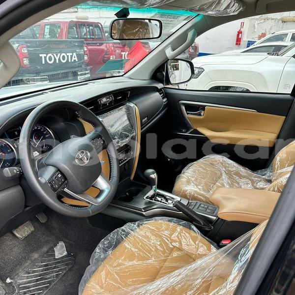 Big with watermark toyota fortuner luanda province luanda 40134