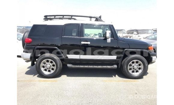 Comprar Importar Toyota FJ Cruiser Preto Carro em Import - Dubai em Bengo Province Comprar Importar Toyota FJ Cruiser Preto Carro em Import - Dubai em Bengo Province