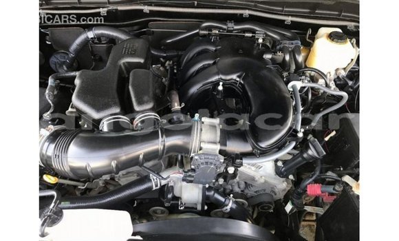 Comprar Importar Toyota FJ Cruiser Preto Carro em Import - Dubai em Bengo Province Comprar Importar Toyota FJ Cruiser Preto Carro em Import - Dubai em Bengo Province