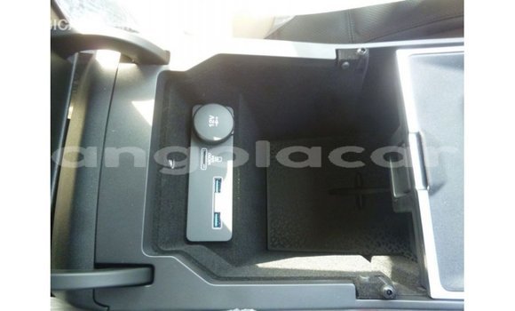 Acheter Import Voiture Jaguar E-Pace Blanc à Import - Dubai, Province de Bengo Acheter Import Voiture Jaguar E-Pace Blanc à Import - Dubai, Province de Bengo