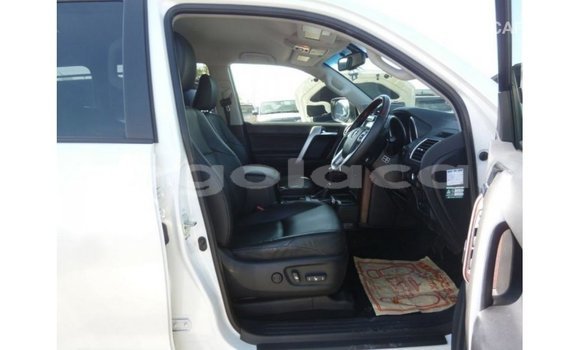 Comprar Importar Toyota Prado Branco Carro em Import - Dubai em Bengo Province Comprar Importar Toyota Prado Branco Carro em Import - Dubai em Bengo Province