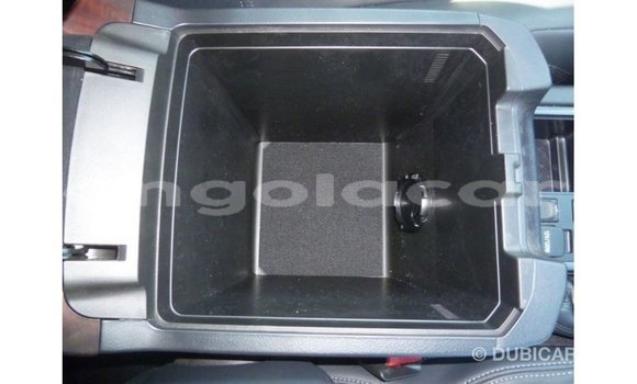 Comprar Importar Toyota Prado Branco Carro em Import - Dubai em Bengo Province Comprar Importar Toyota Prado Branco Carro em Import - Dubai em Bengo Province